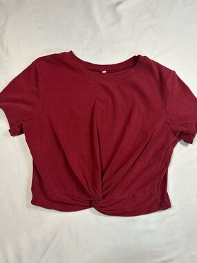 Unknown Brand Twist-Knot Crop Top in Burgundy